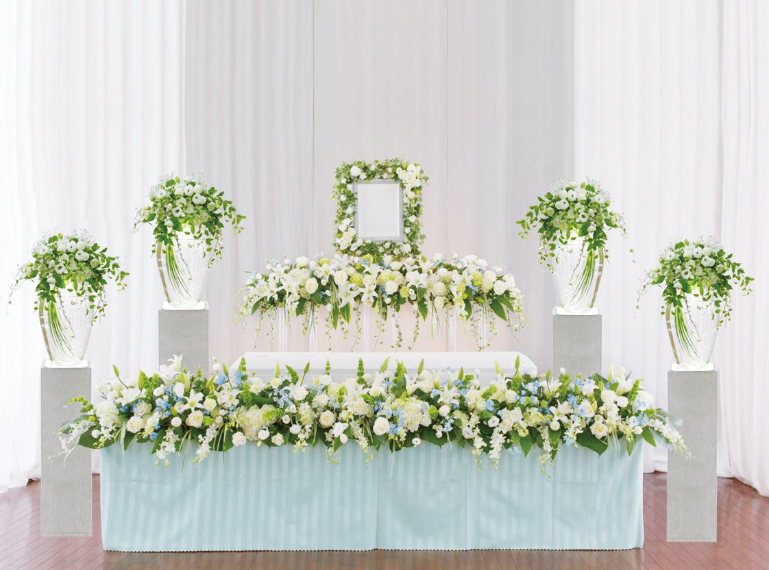 日比谷花壇のお葬式おすすめのお花アイテムと花祭壇