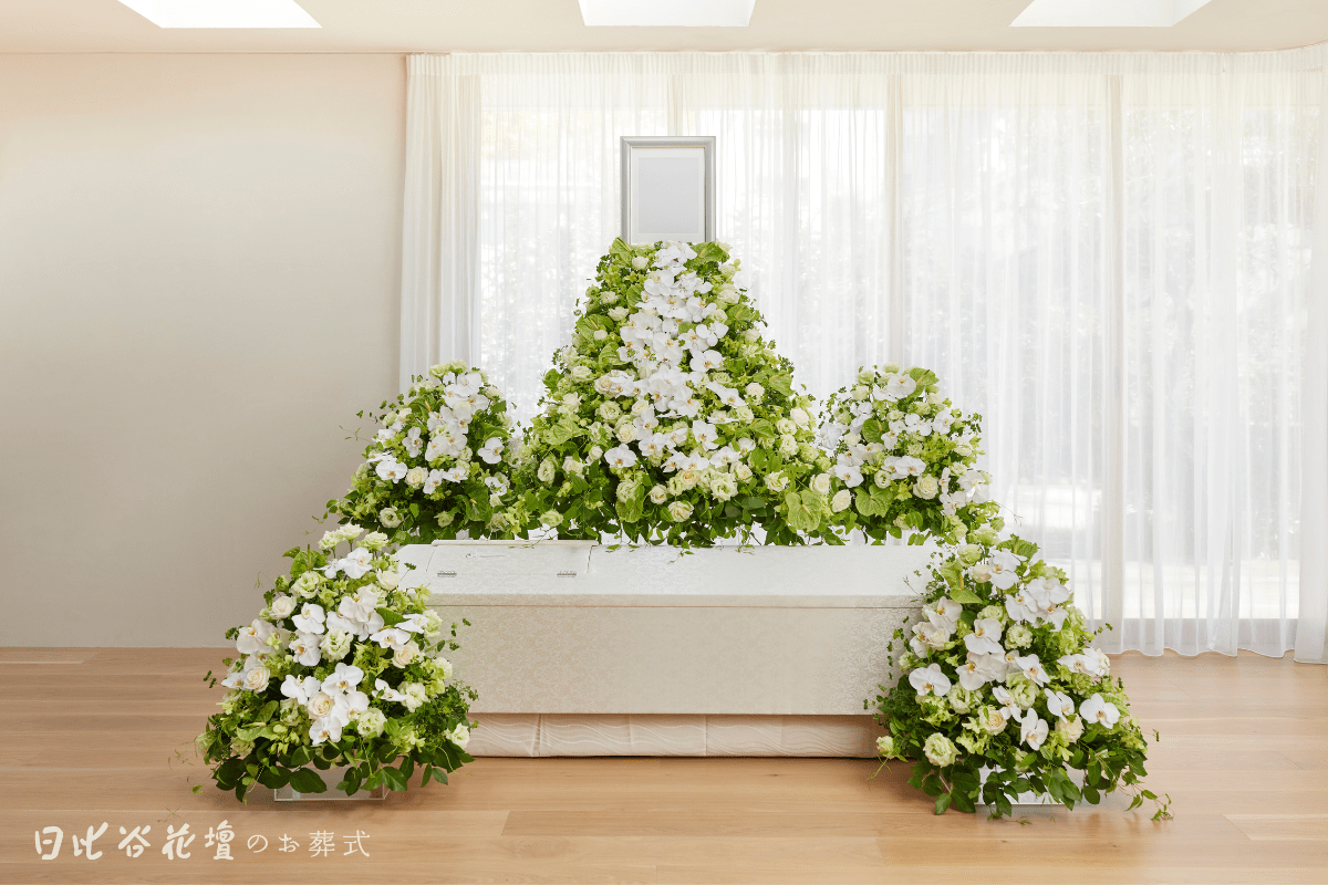 オリジナル花祭壇 こもれび 自宅葬専用花祭壇