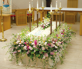 花祭壇集 葬儀 葬式 家族葬なら日比谷花壇のお葬式 花祭壇集 葬儀 葬式 家族葬なら日比谷花壇のお葬式